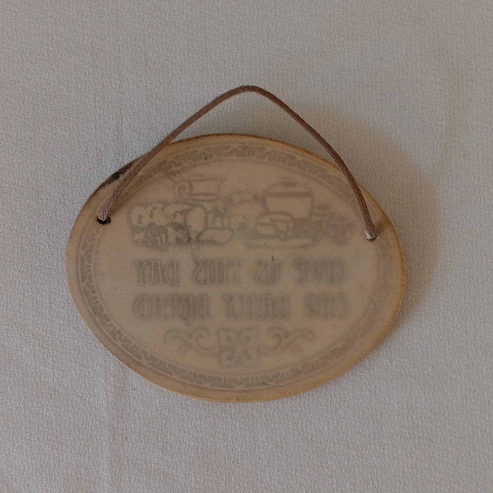 Trinity Pottery Kitchen Prauer Plaque - Picture 4 of 4
